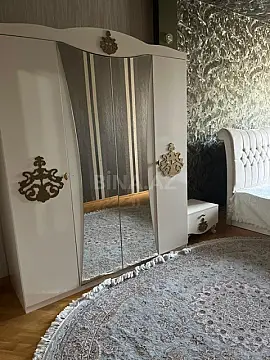 Satılır 3 otaqlı mənzil 128 m²