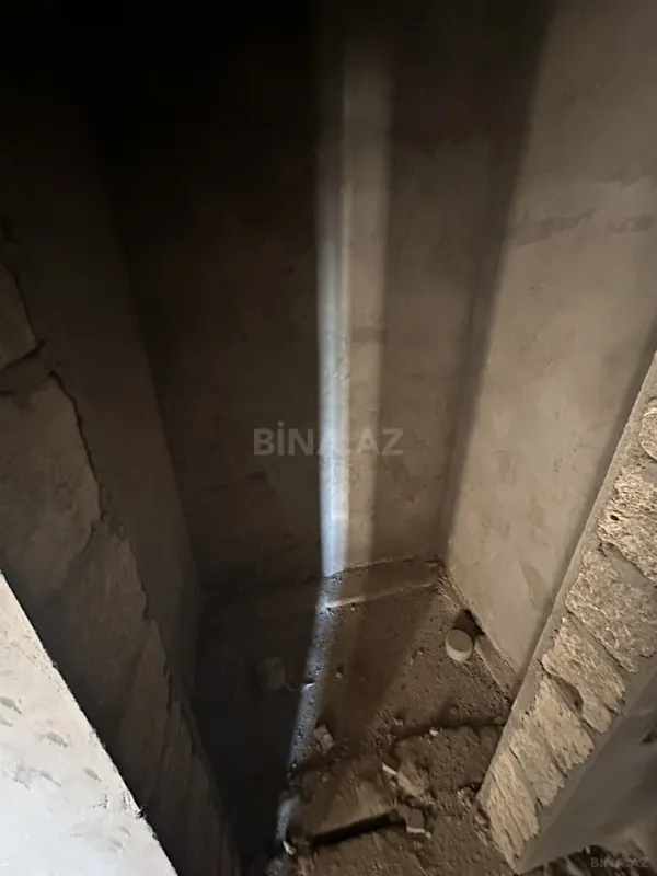 Satılır 6 otaqlı həyət evi 220 m²