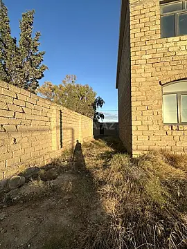 Satılır 6 otaqlı həyət evi 220 m²