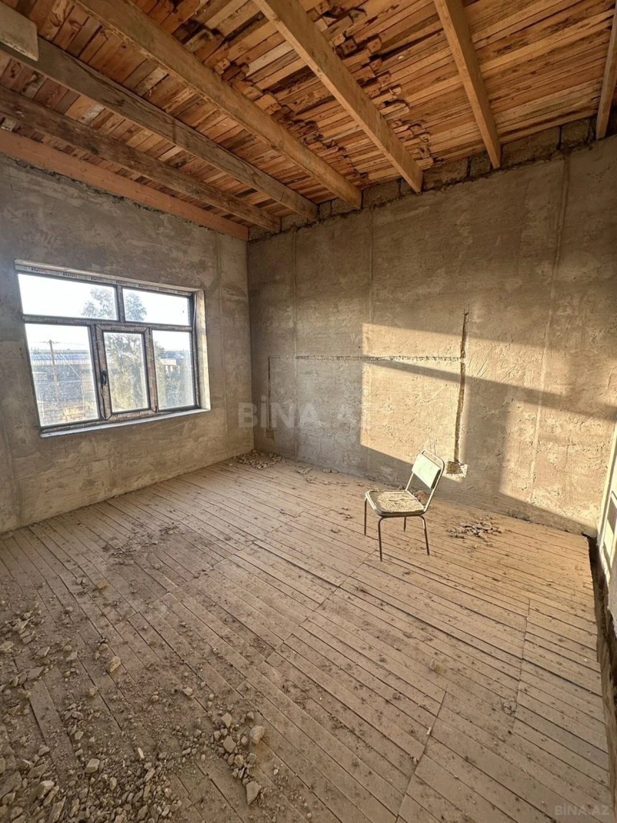 Satılır 6 otaqlı həyət evi 220 m²