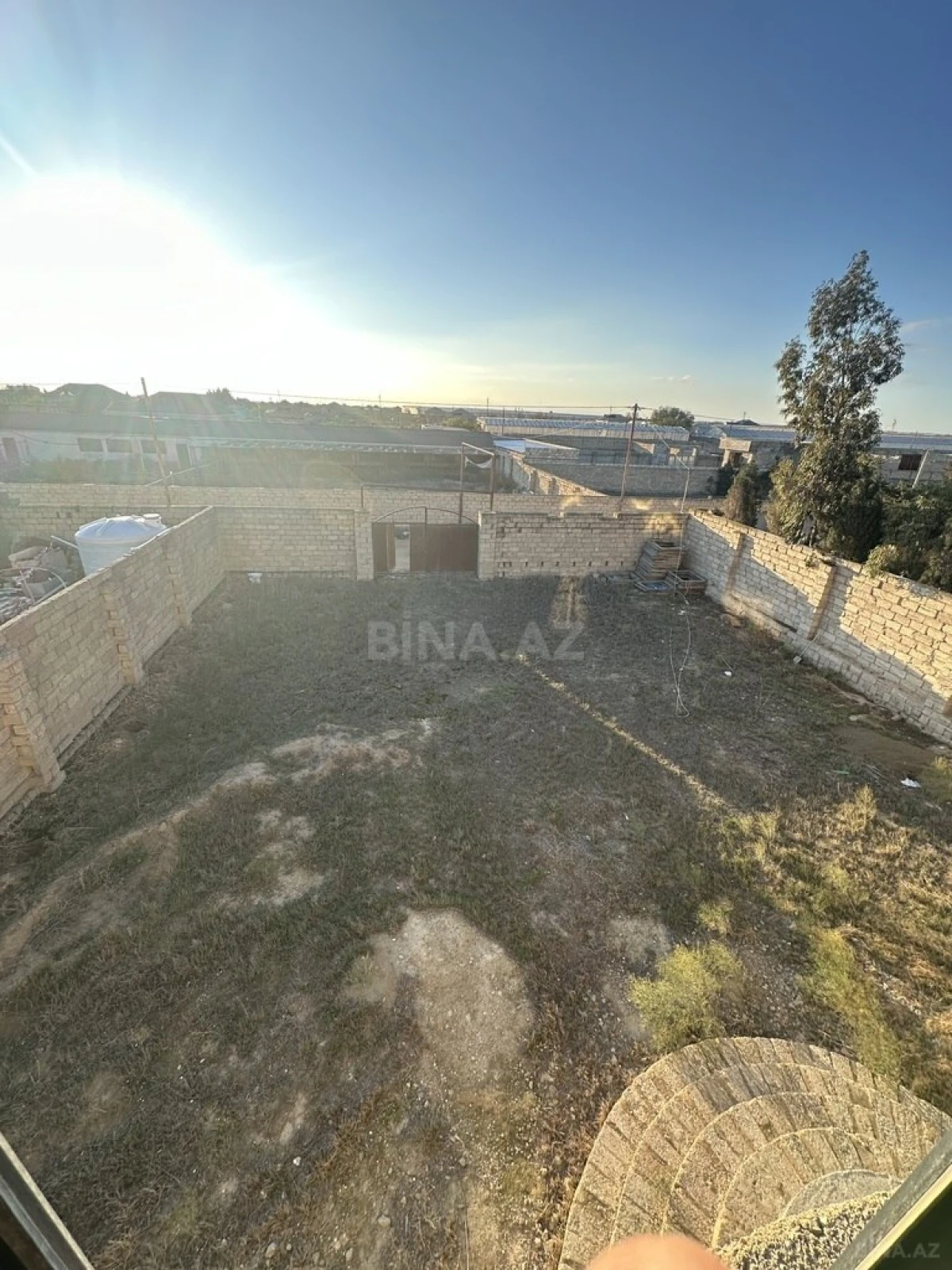 Satılır 6 otaqlı həyət evi 220 m²