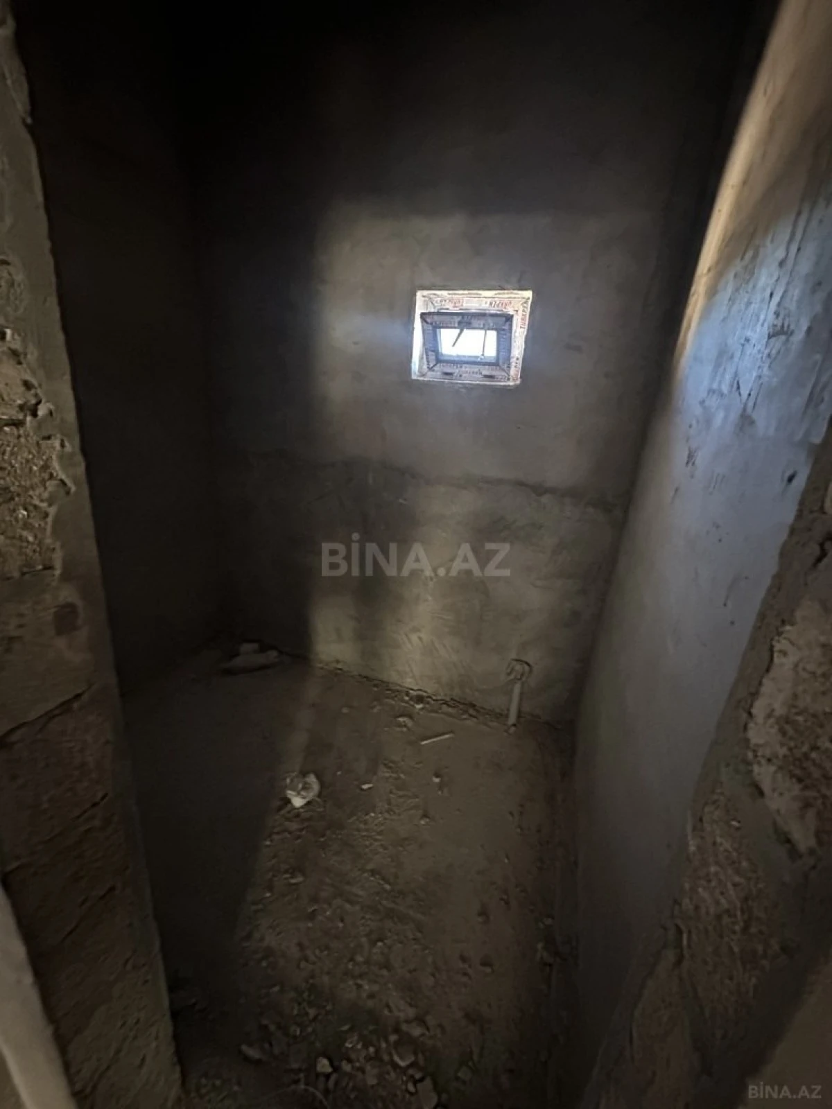 Satılır 6 otaqlı həyət evi 220 m²