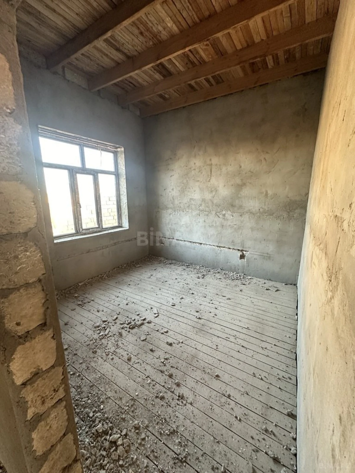Satılır 6 otaqlı həyət evi 220 m²