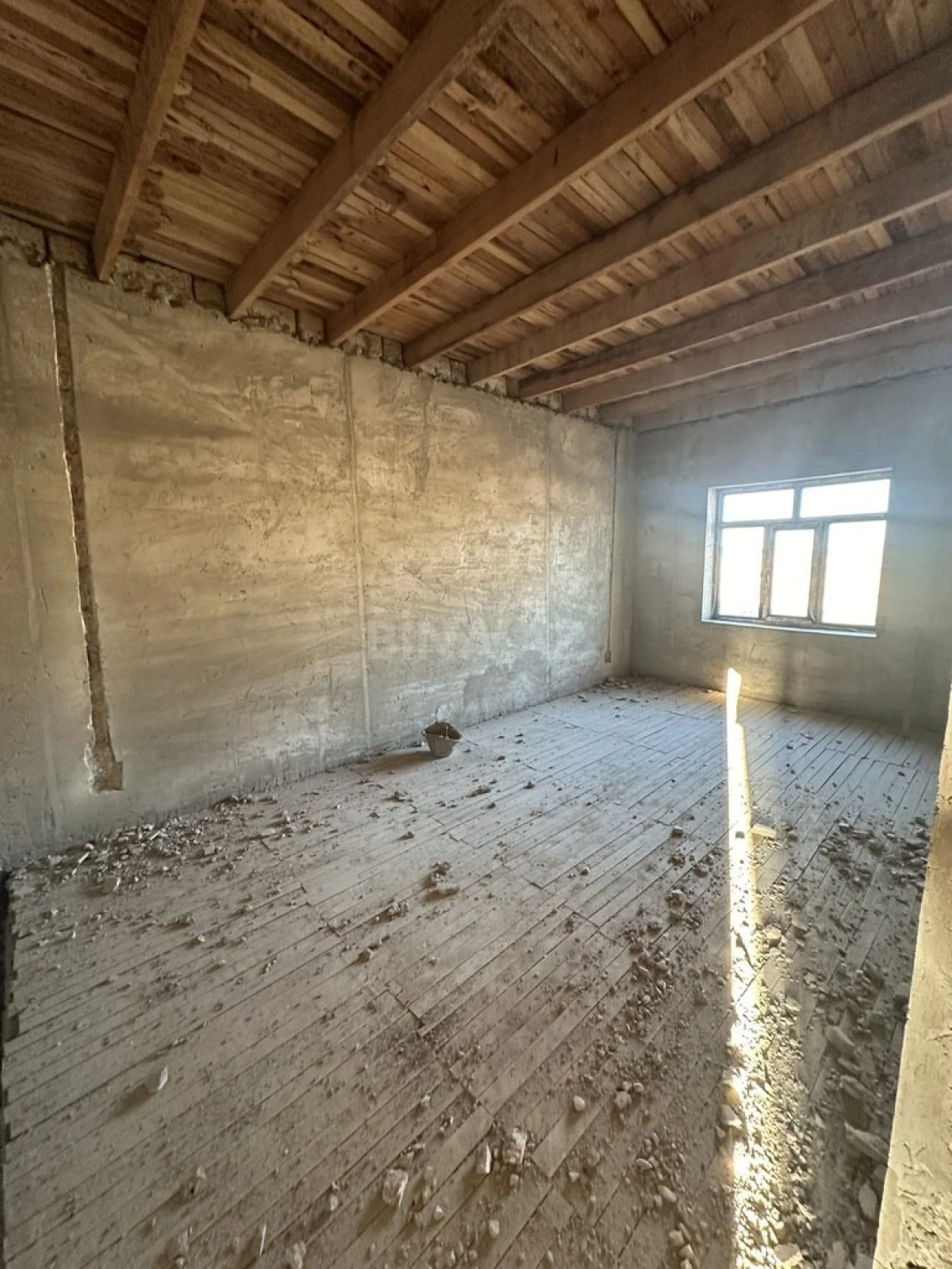 Satılır 6 otaqlı həyət evi 220 m²