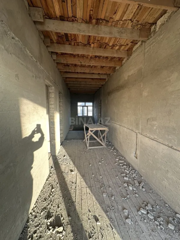 Satılır 6 otaqlı həyət evi 220 m²