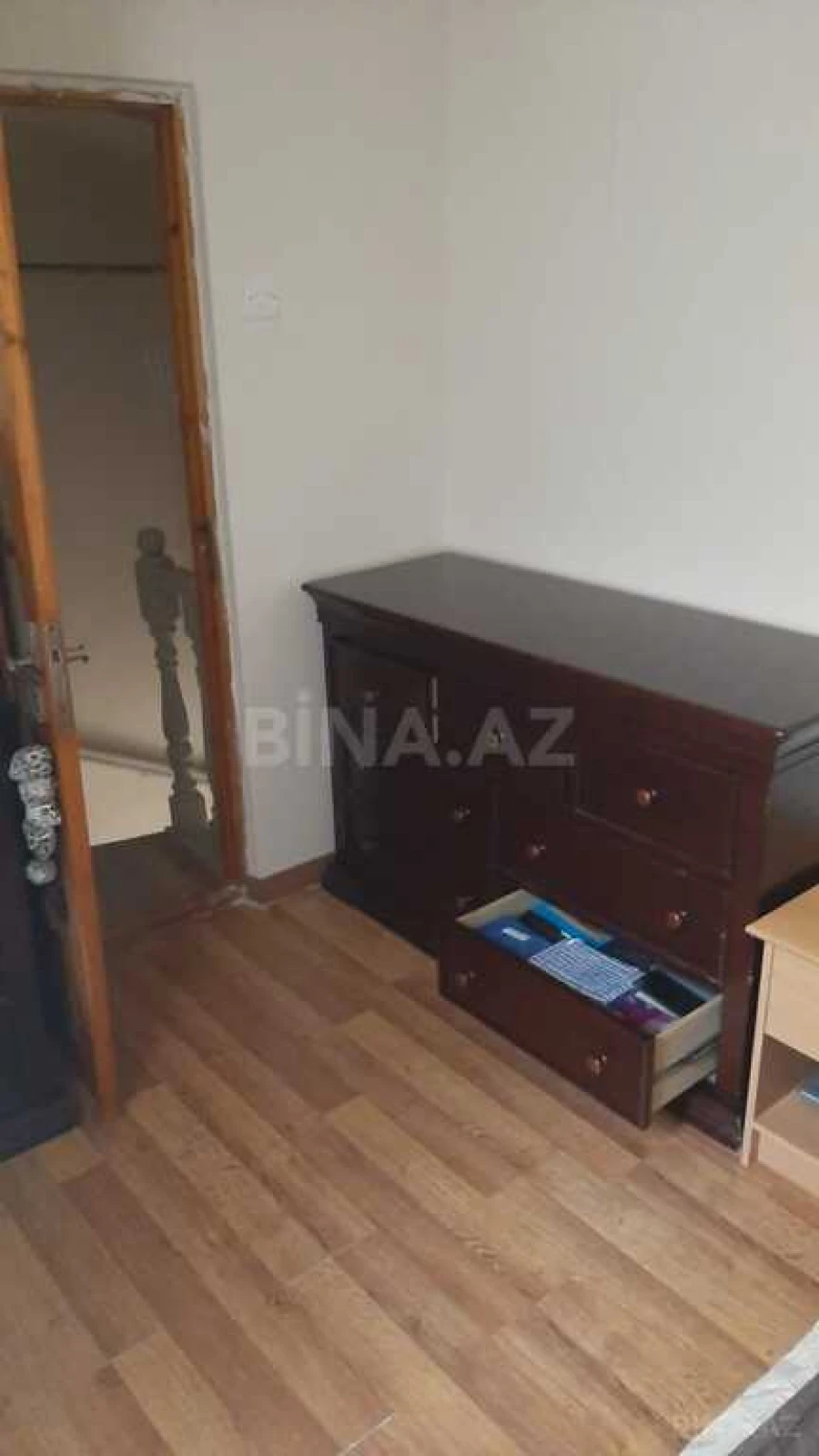 Satılır 3 otaqlı mənzil 100 m²