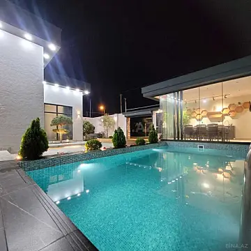 Satılır 4 otaqlı həyət evi 180 m²