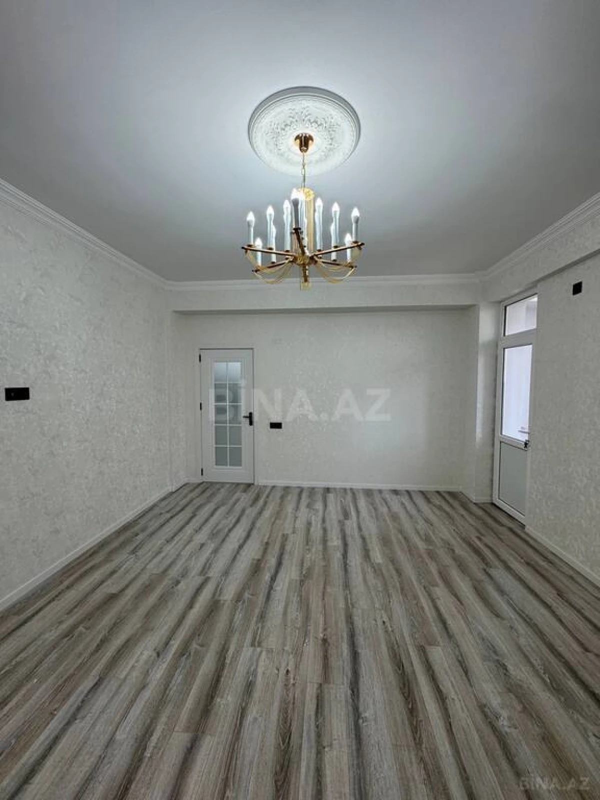 Satılır 2 otaqlı mənzil 56 m²