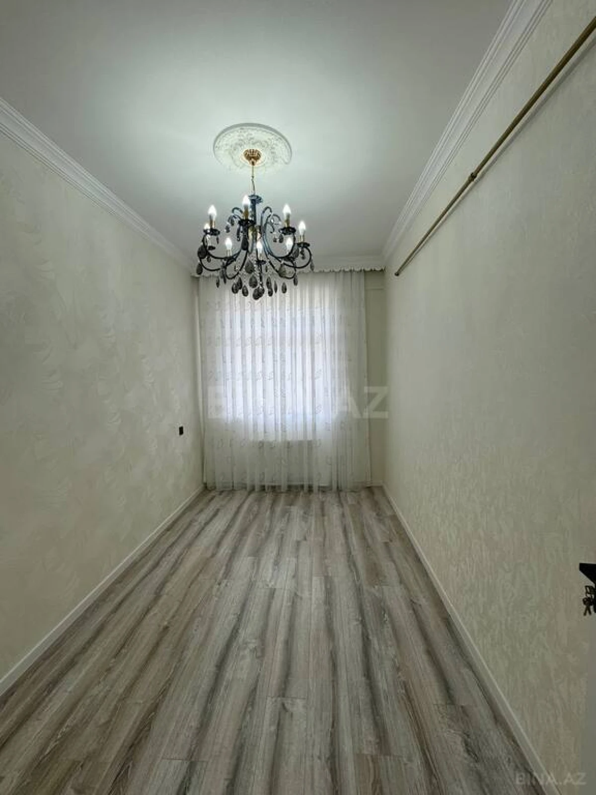 Satılır 2 otaqlı mənzil 56 m²