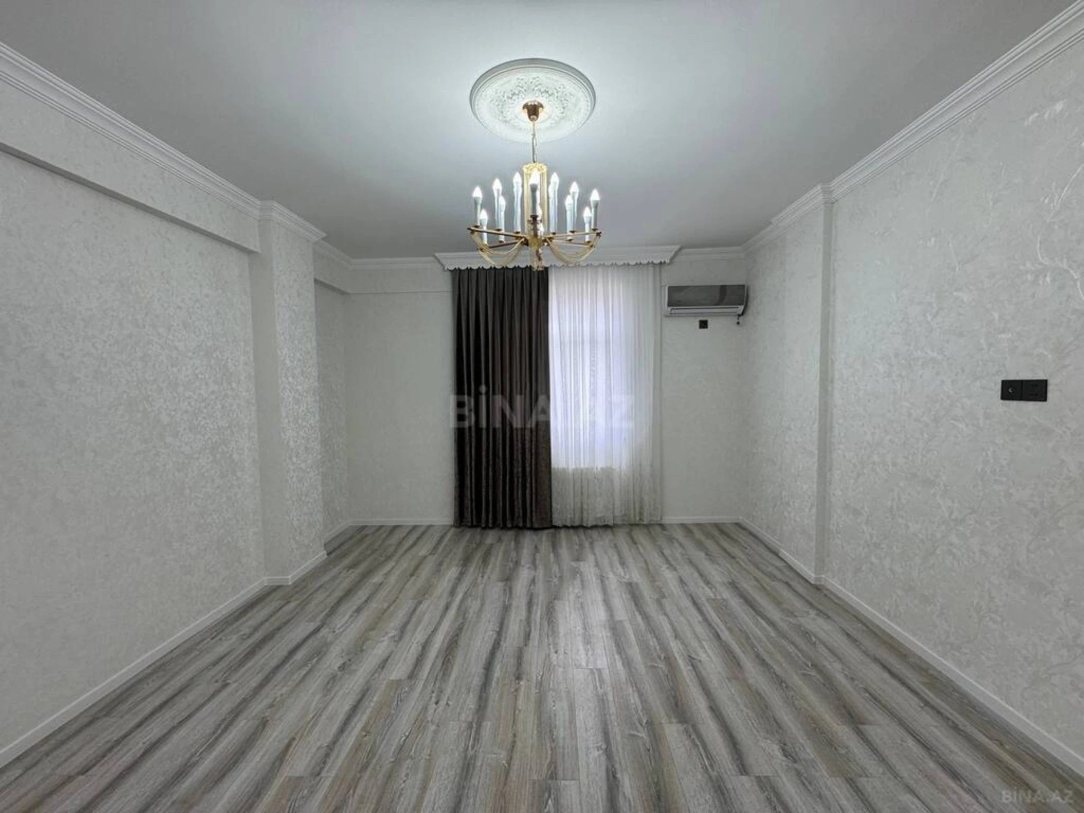 Satılır 2 otaqlı mənzil 56 m²