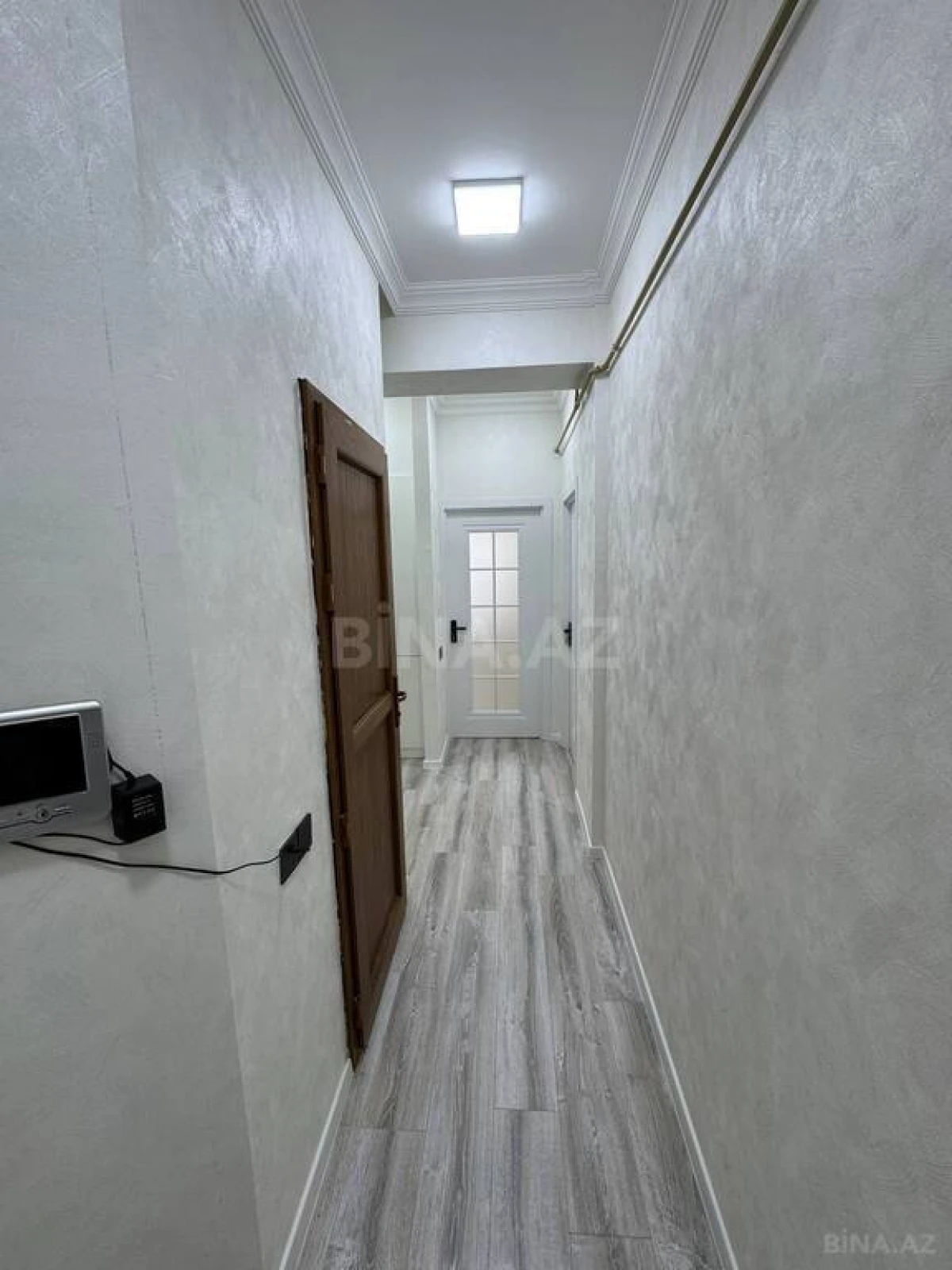 Satılır 2 otaqlı mənzil 56 m²