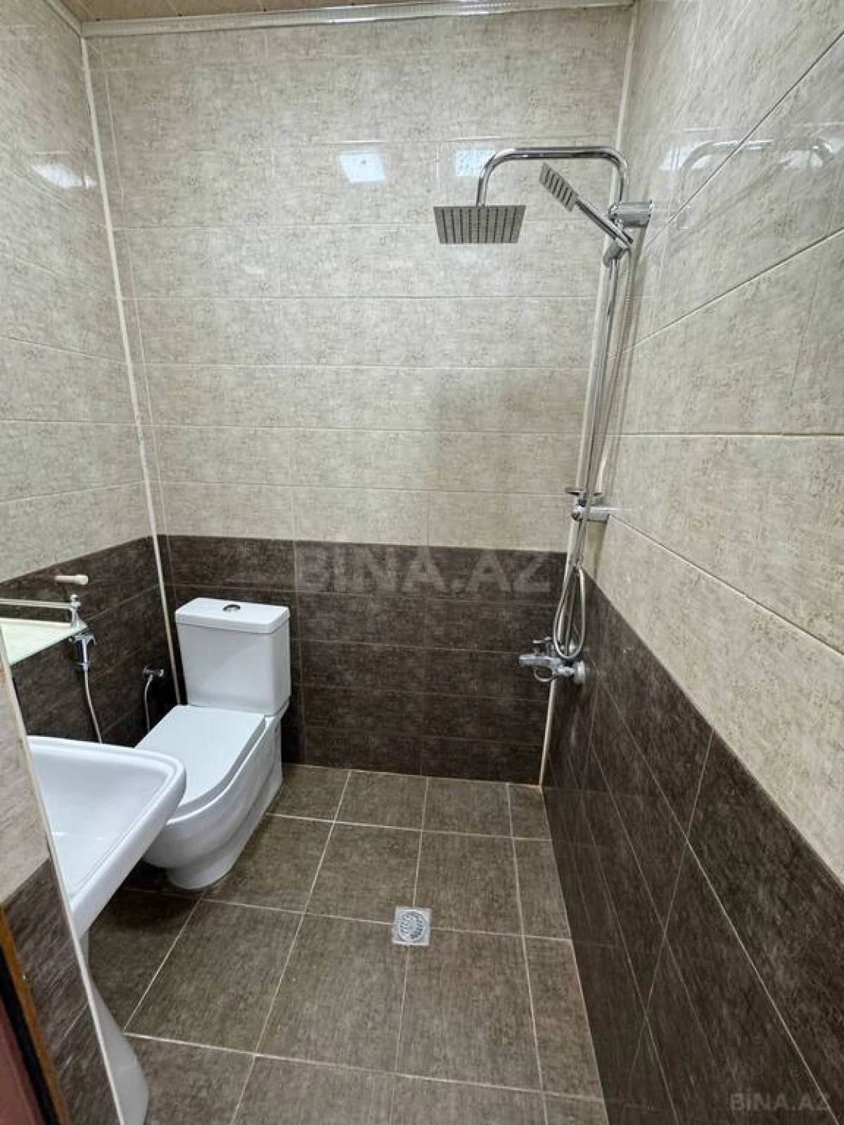 Satılır 2 otaqlı mənzil 56 m²