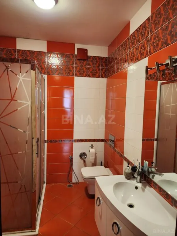 Satılır 3 otaqlı mənzil 110 m²
