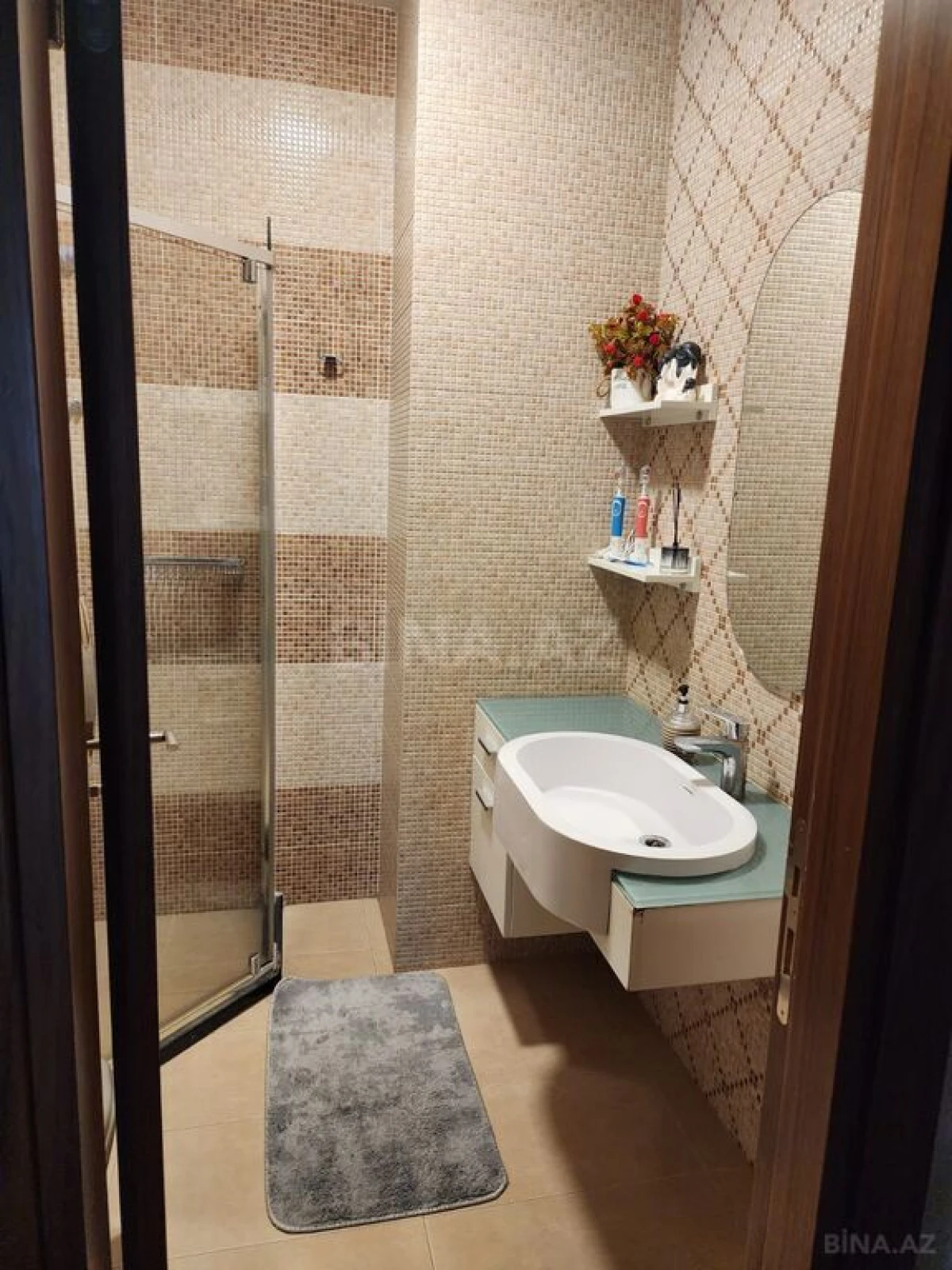 Satılır 3 otaqlı mənzil 110 m²