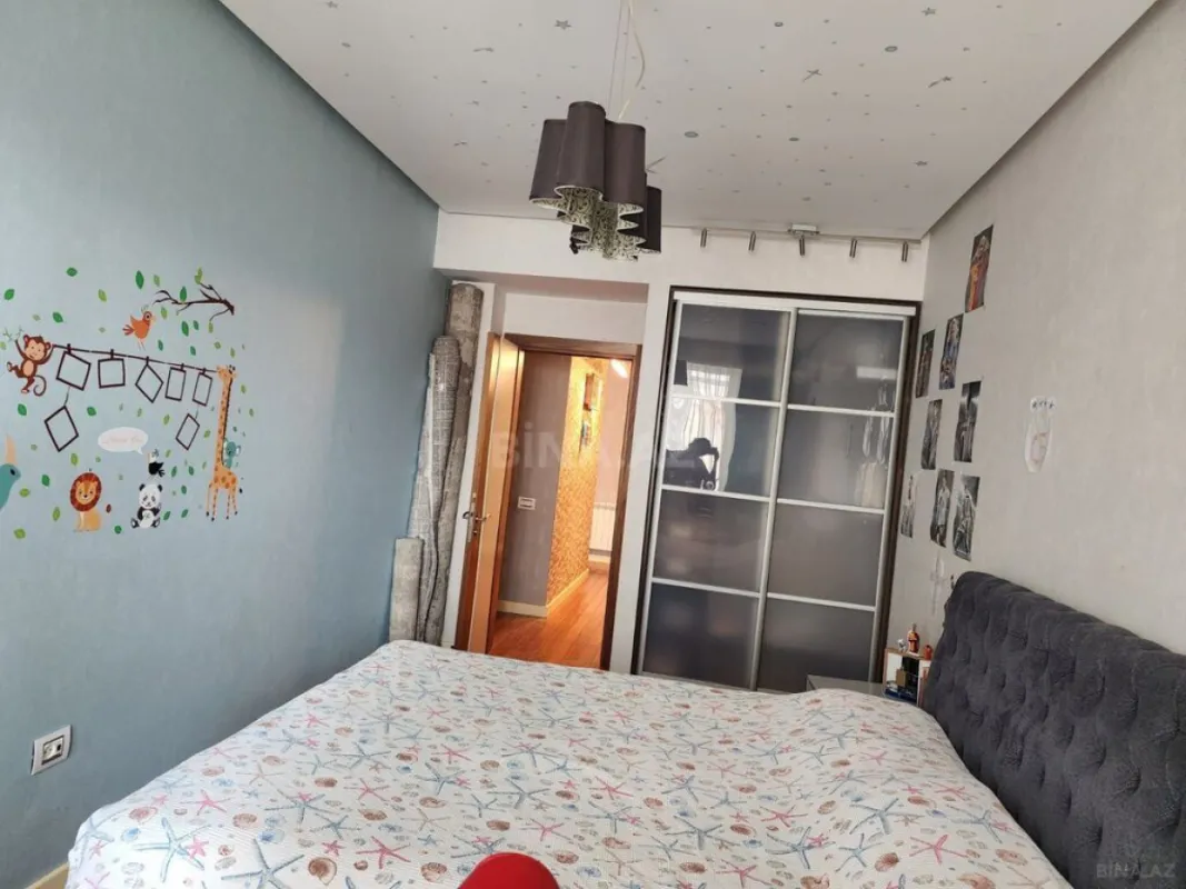 Satılır 3 otaqlı mənzil 110 m²