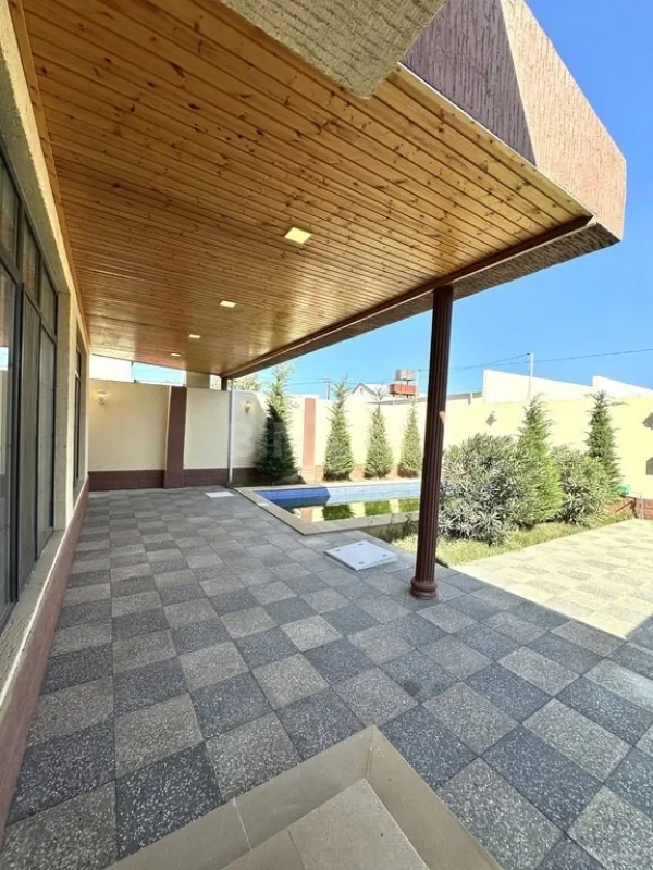 Satılır 4 otaqlı həyət evi 150 m²
