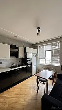 Satılır 3 otaqlı mənzil 108 m²