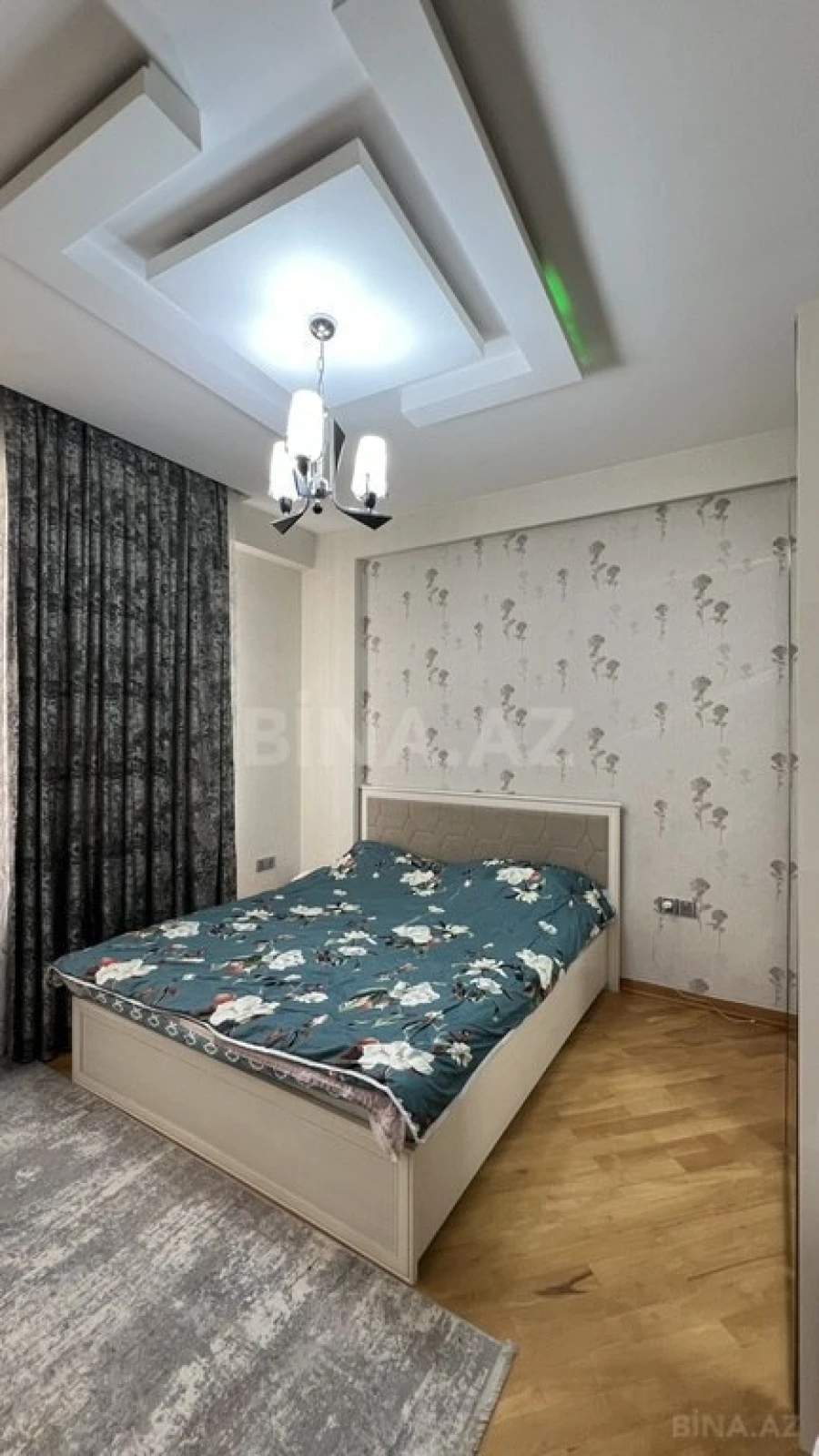 Satılır 3 otaqlı mənzil 108 m²