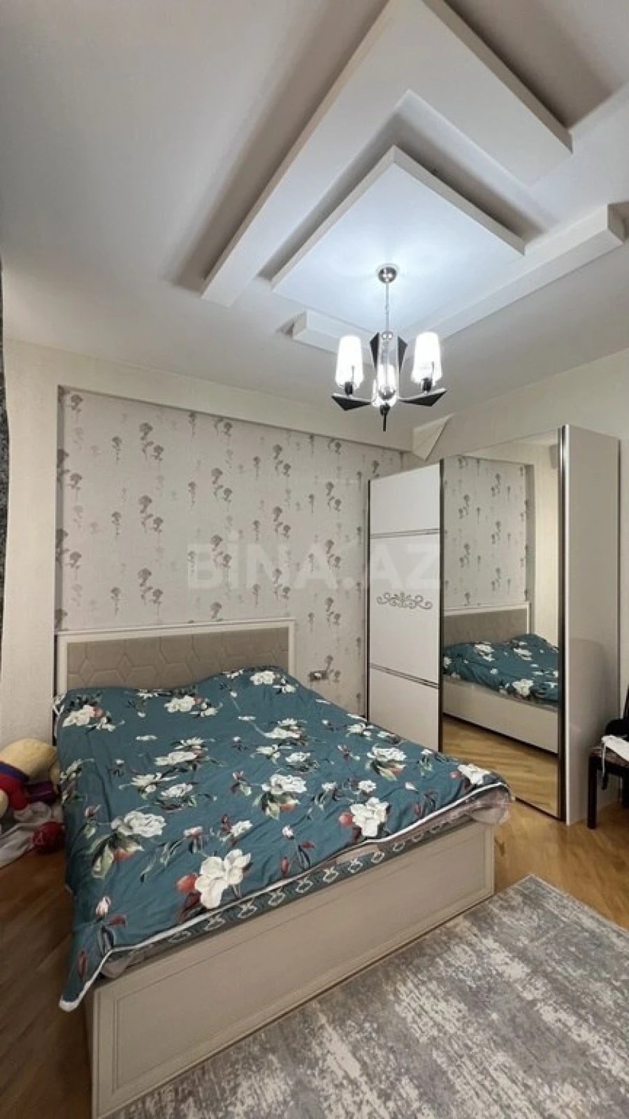 Satılır 3 otaqlı mənzil 108 m²