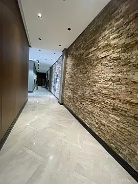 Satılır 3 otaqlı mənzil 127 m²