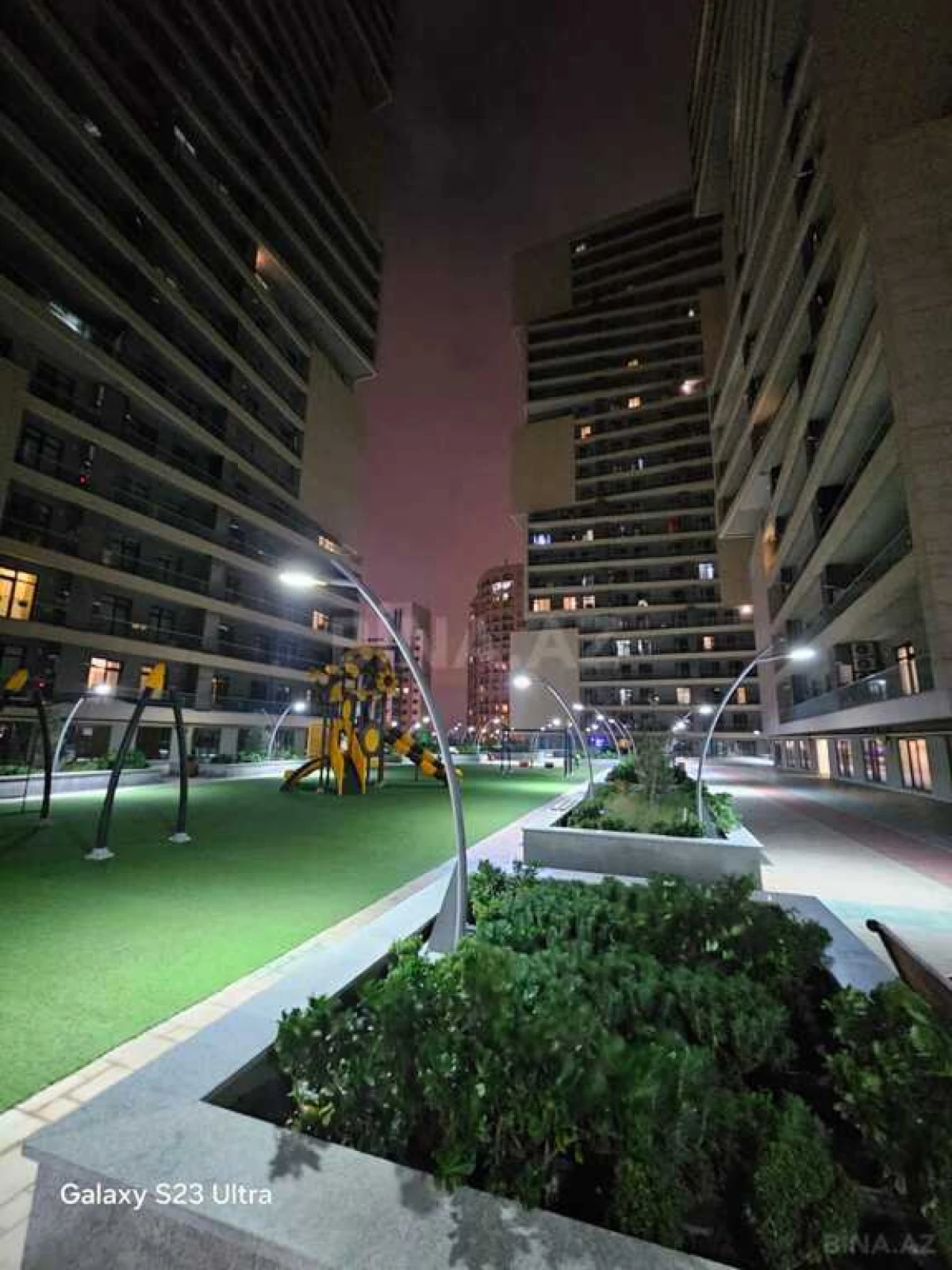 Satılır 3 otaqlı mənzil 96 m²