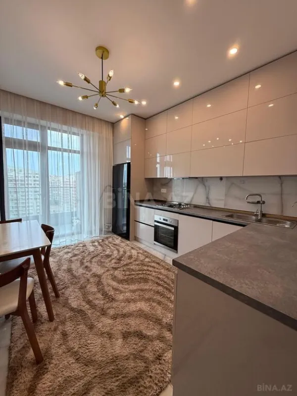 Satılır 3 otaqlı mənzil 96 m²