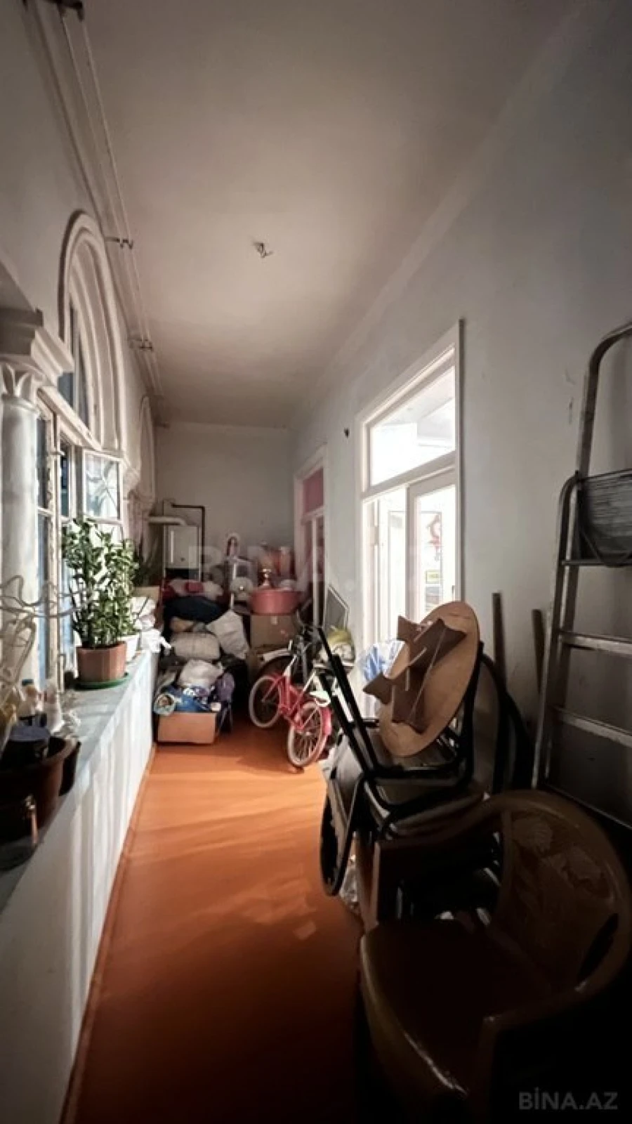 Satılır 4 otaqlı mənzil 120 m²