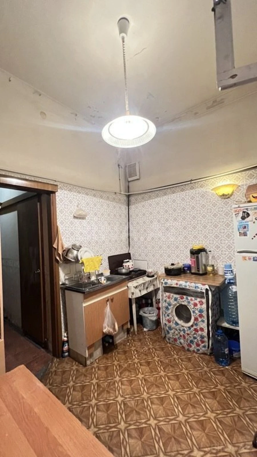 Satılır 4 otaqlı mənzil 120 m²