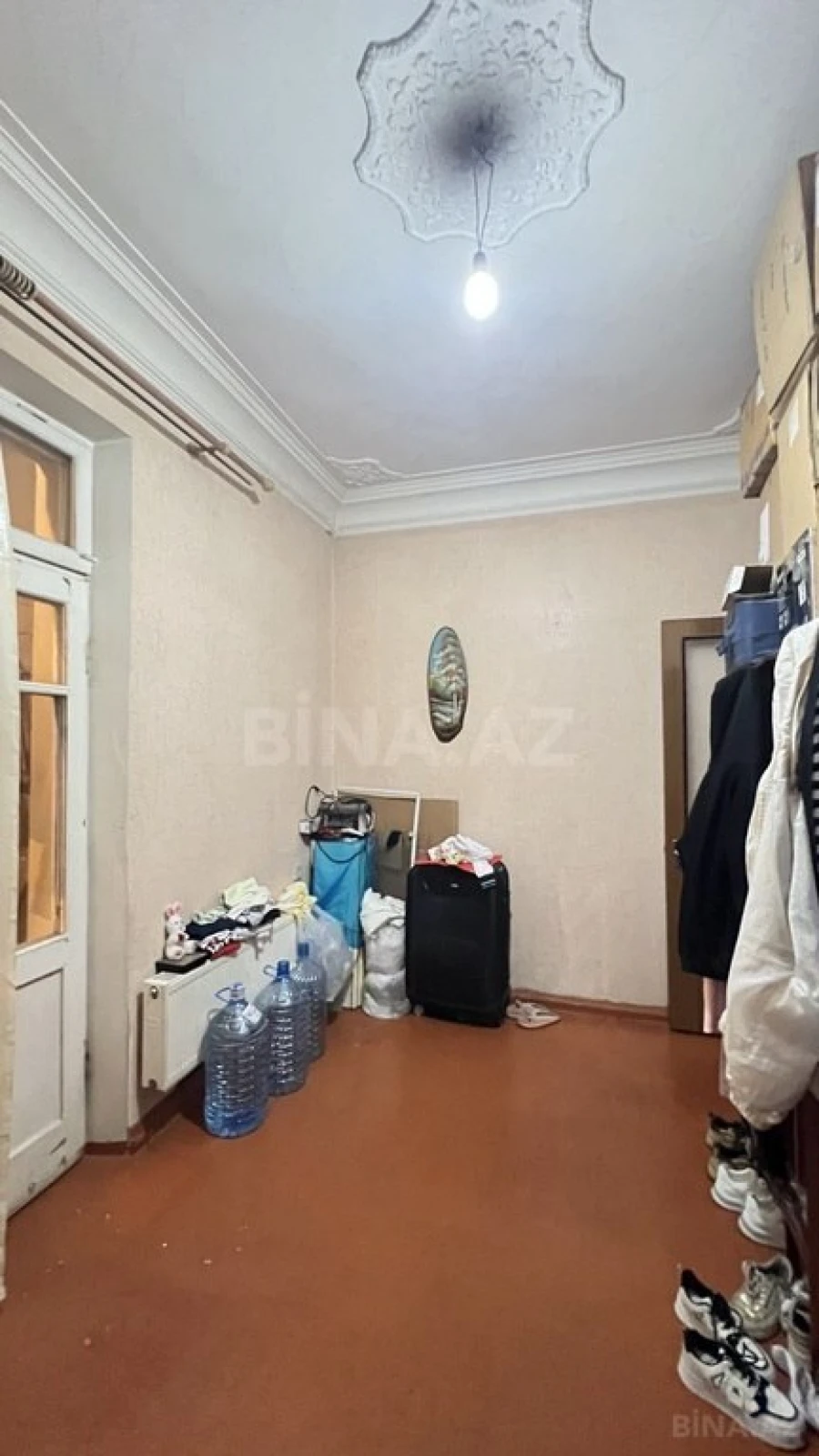 Satılır 4 otaqlı mənzil 120 m²