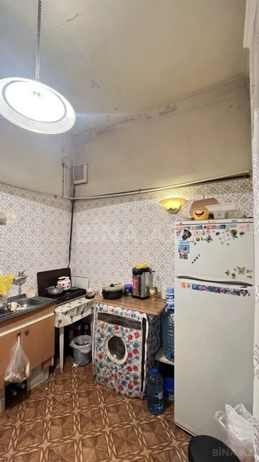 Satılır 4 otaqlı mənzil 120 m²