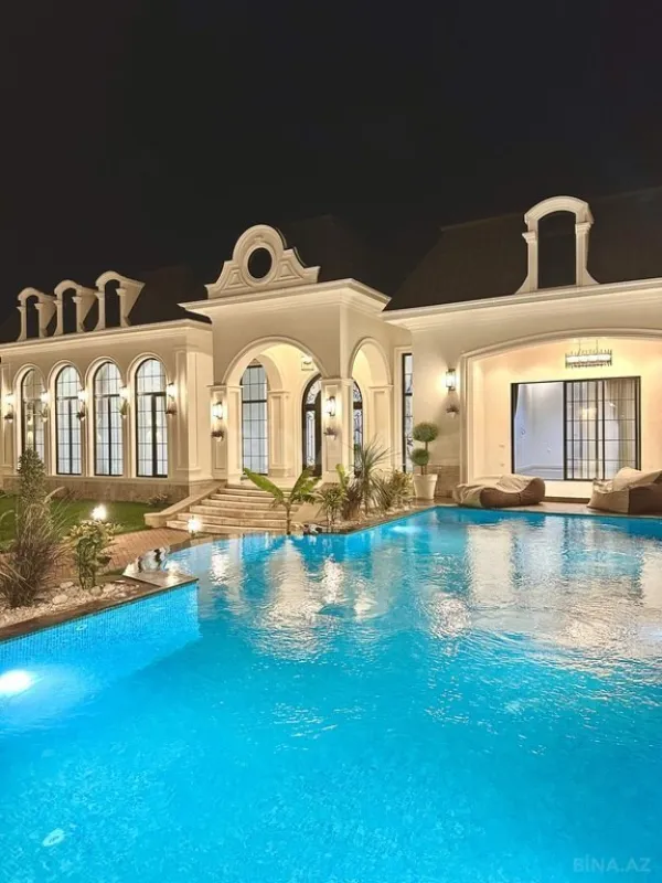 Satılır 5 otaqlı həyət evi 240 m²