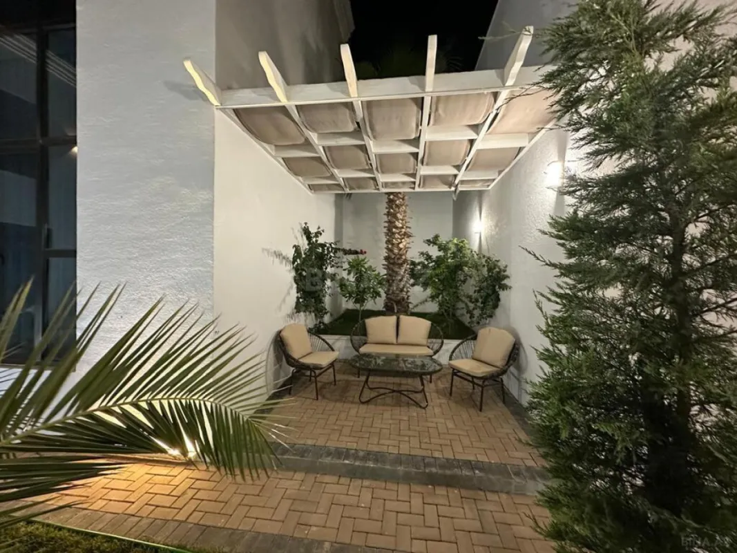 Satılır 5 otaqlı həyət evi 250 m²