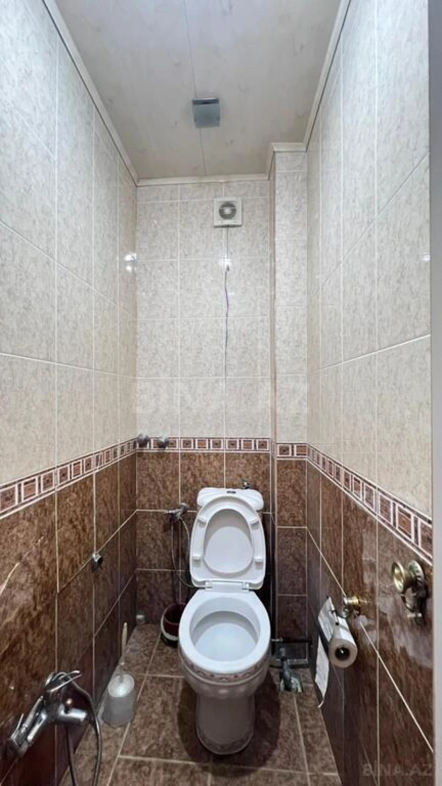 Satılır 4 otaqlı mənzil 120 m²