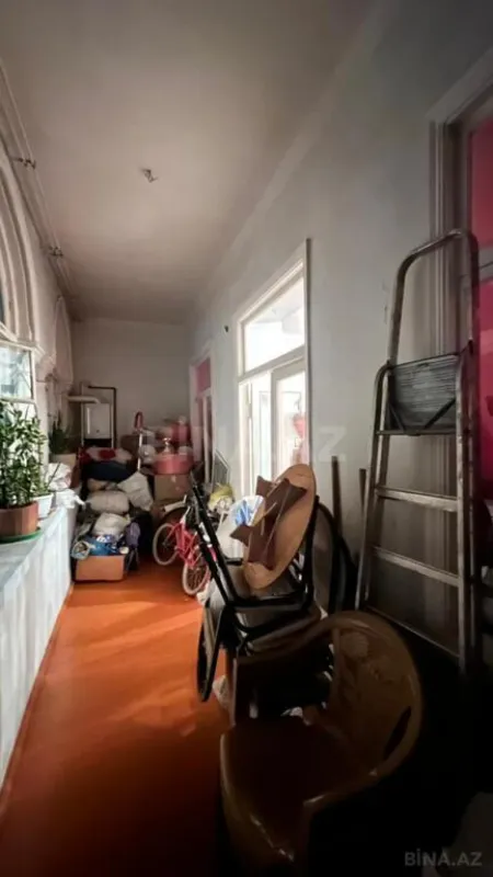 Satılır 4 otaqlı mənzil 120 m²