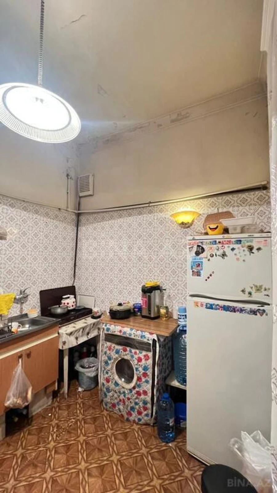 Satılır 4 otaqlı mənzil 120 m²