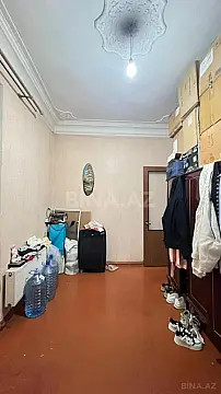 Satılır 4 otaqlı mənzil 120 m²