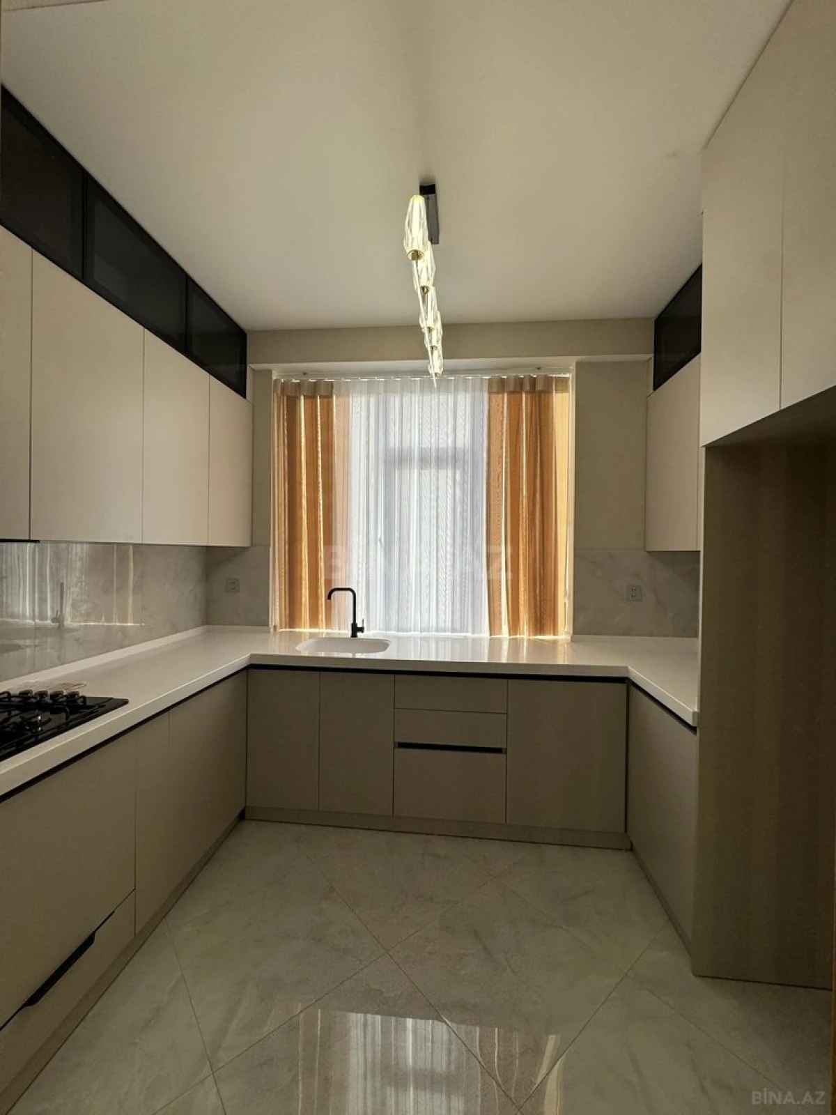 Satılır 3 otaqlı mənzil 65 m²