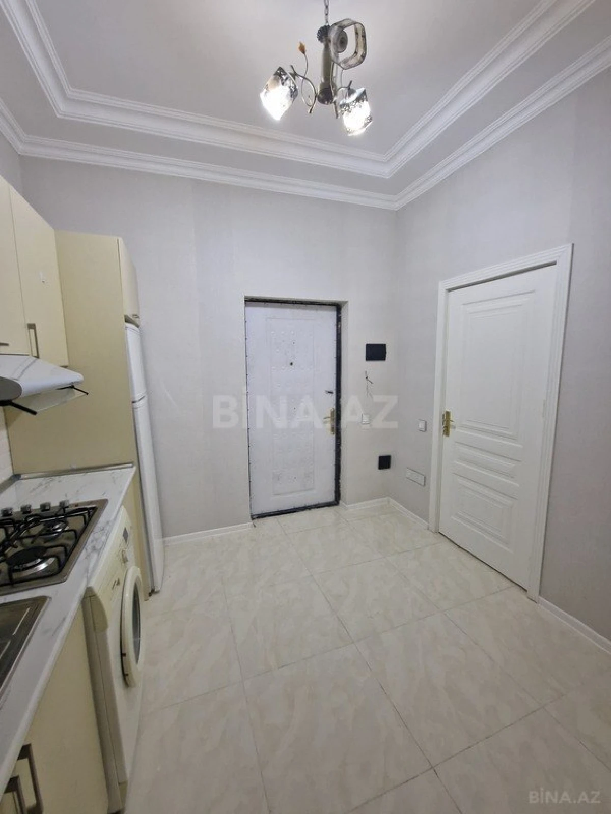 Kirayə verilir 2 otaqlı mənzil 70 m²