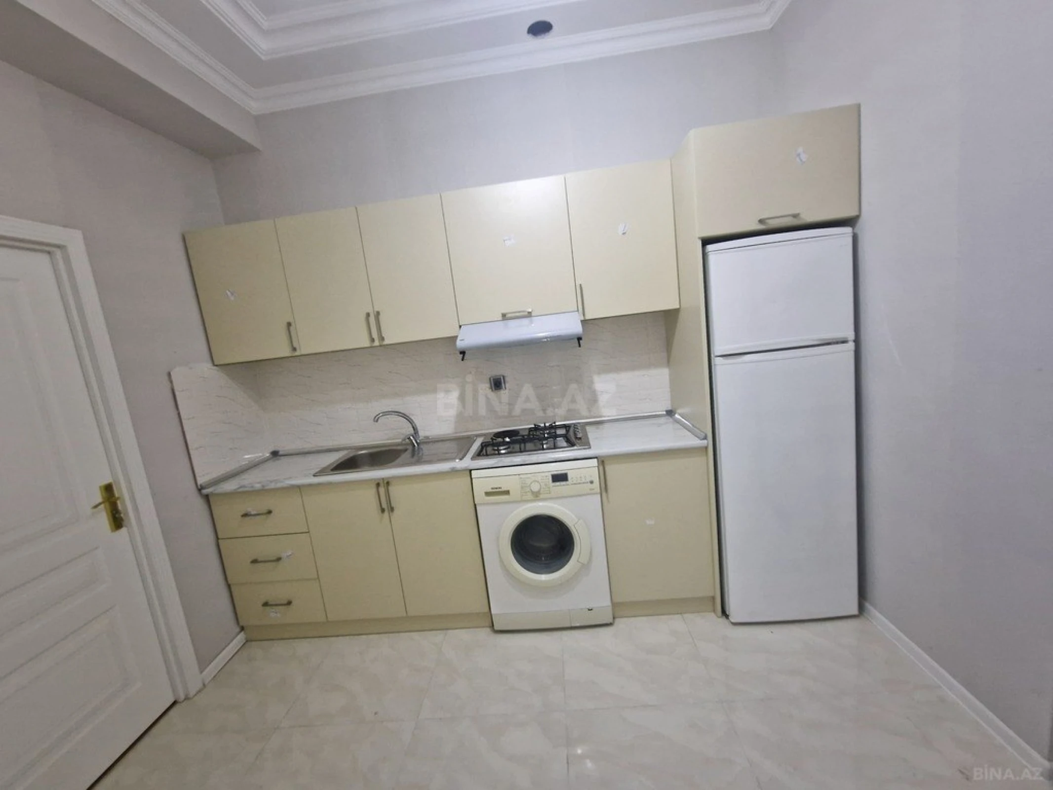 Kirayə verilir 2 otaqlı mənzil 70 m²