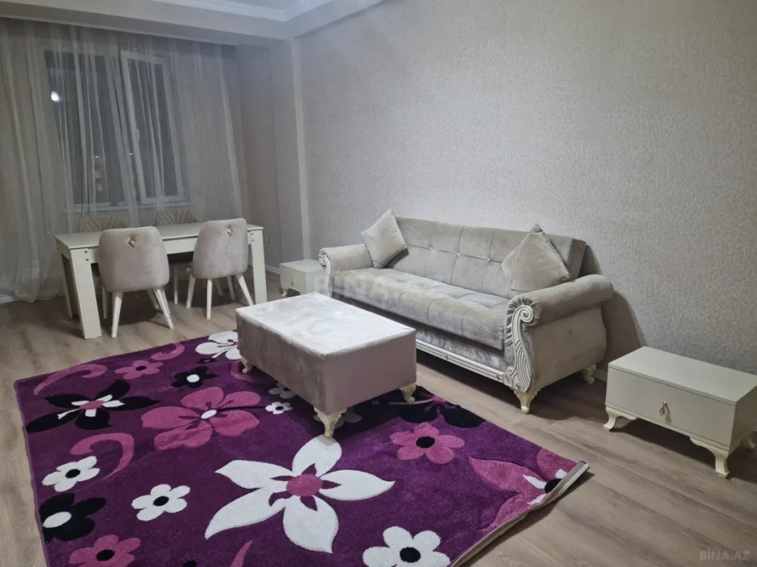 Kirayə verilir 2 otaqlı mənzil 70 m²