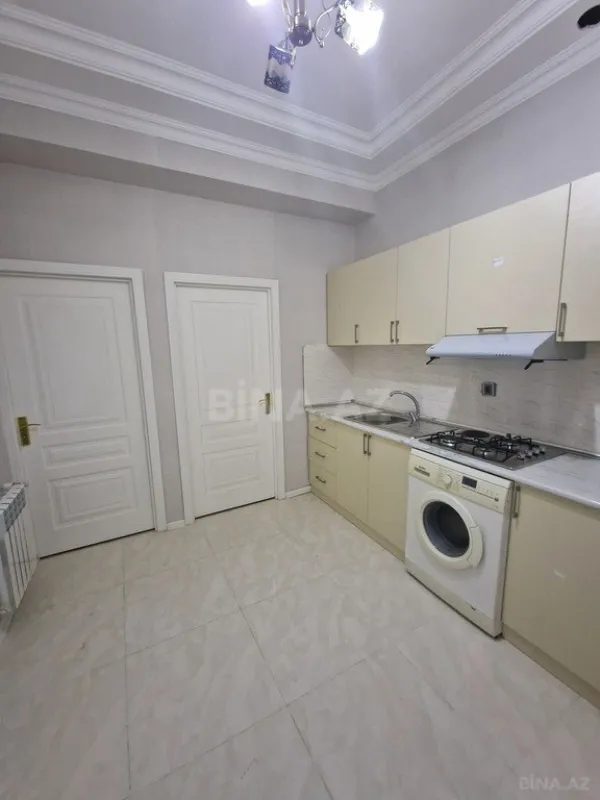 Kirayə verilir 2 otaqlı mənzil 70 m²
