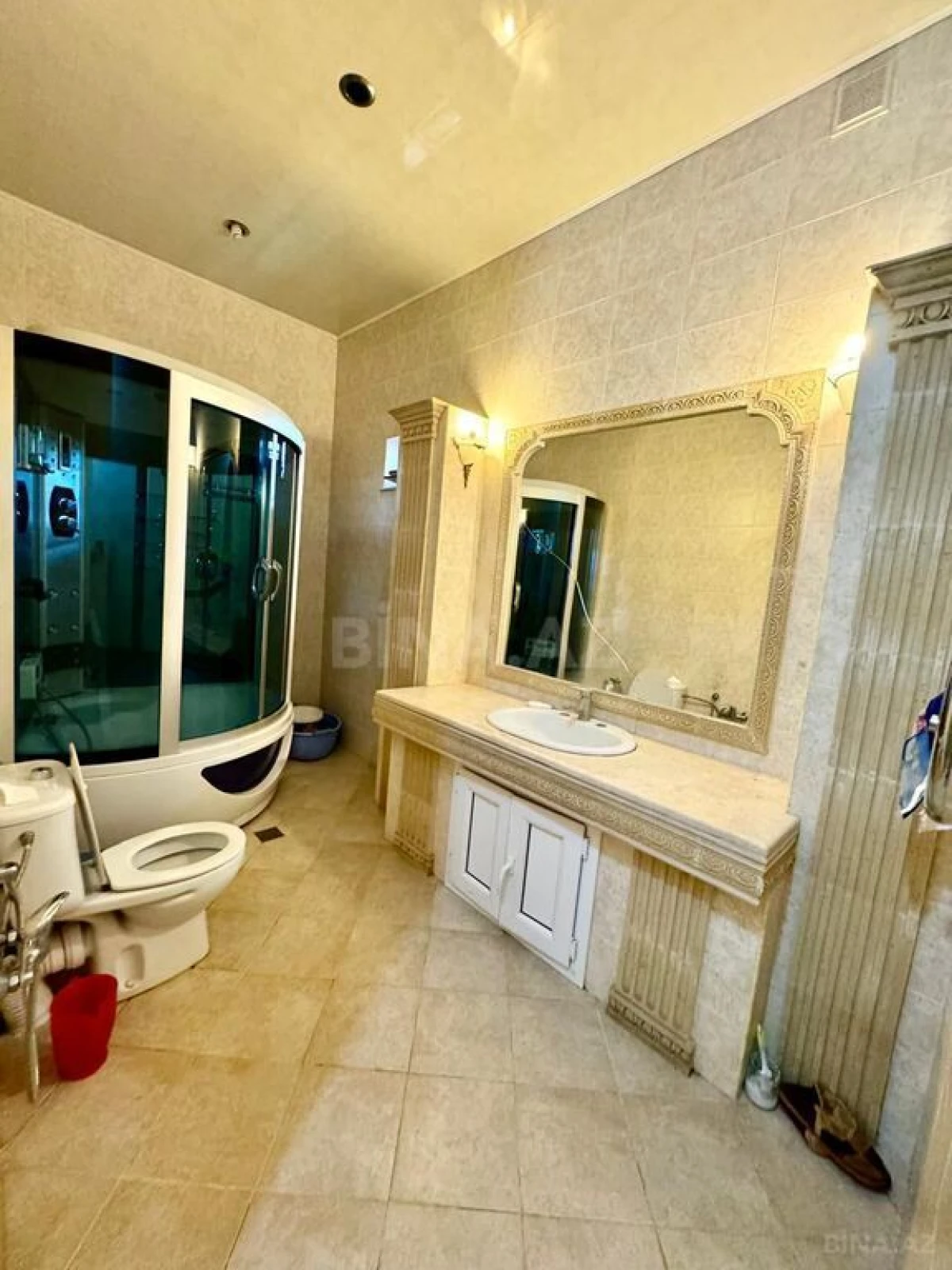 Satılır 5 otaqlı həyət evi 480 m²