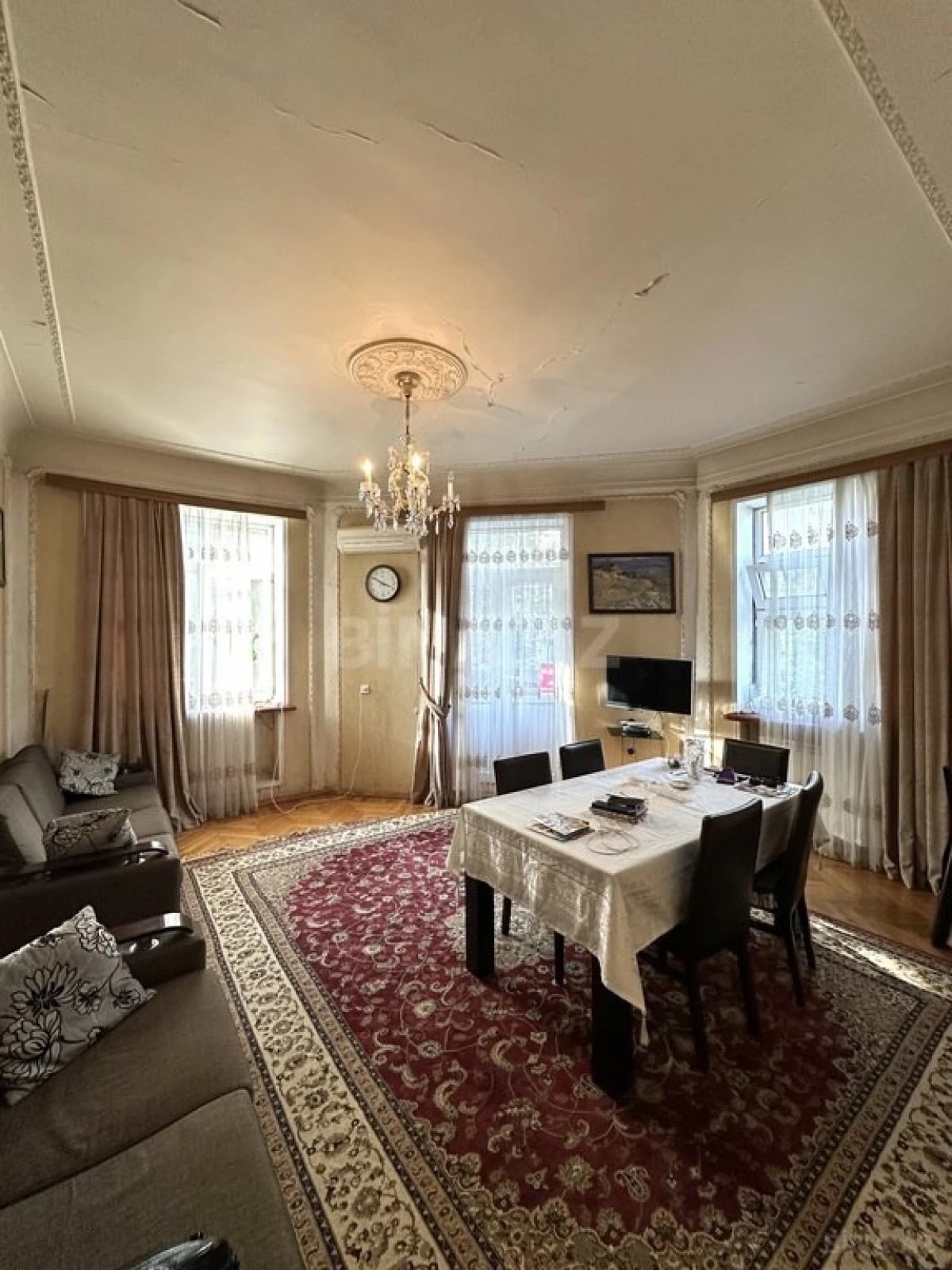 Satılır 4 otaqlı mənzil 100 m²