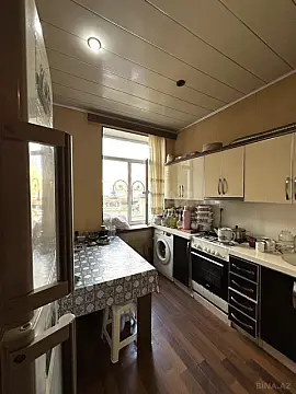 Satılır 4 otaqlı mənzil 100 m²