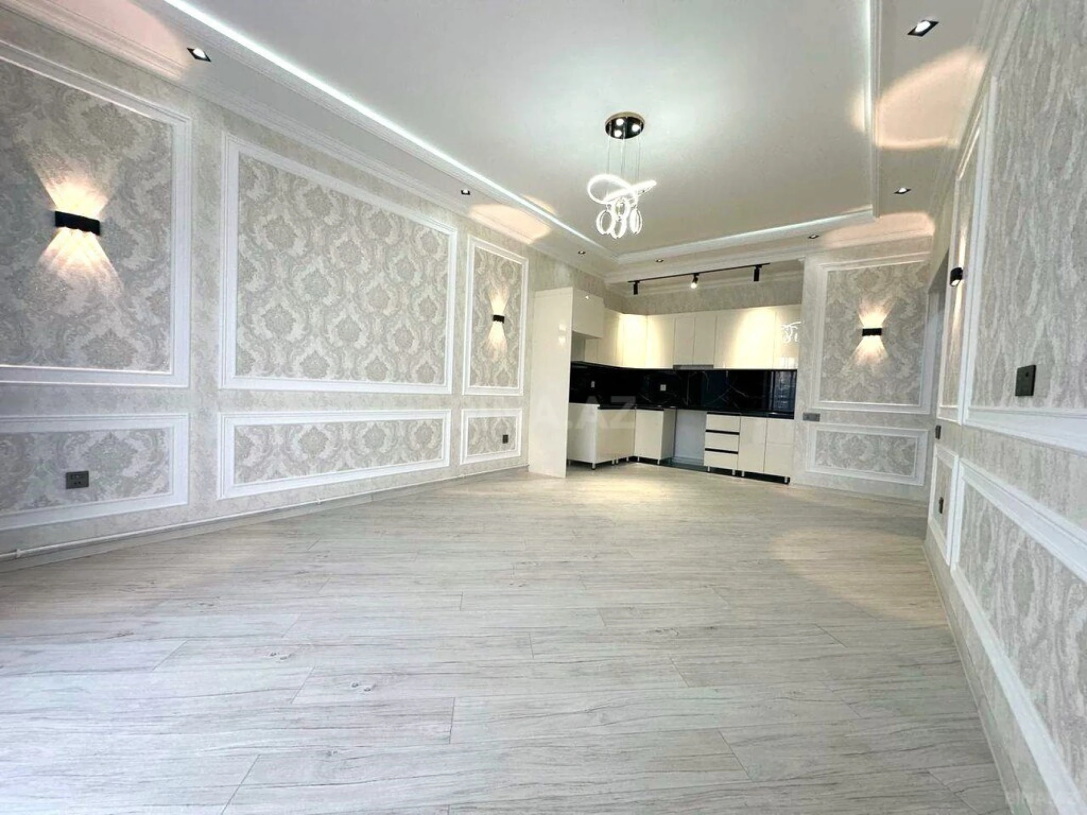 Satılır 2 otaqlı mənzil 75 m²
