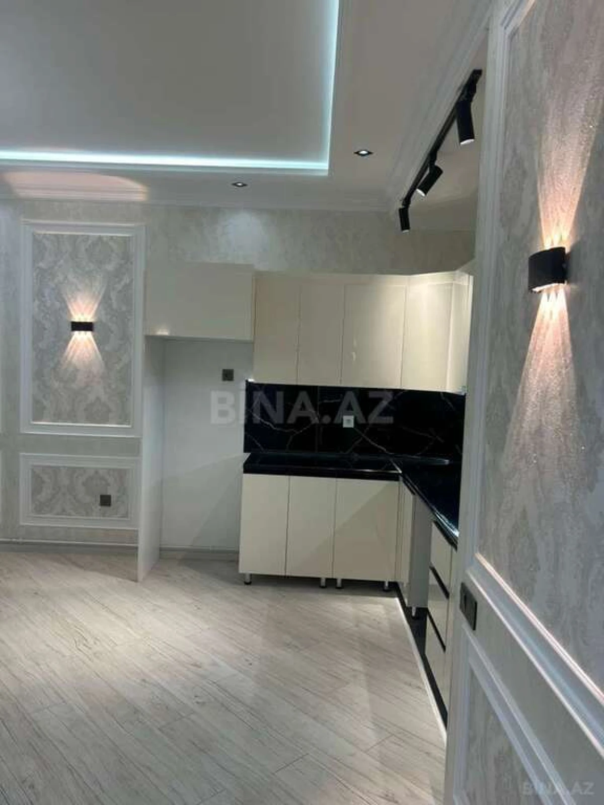 Satılır 2 otaqlı mənzil 75 m²