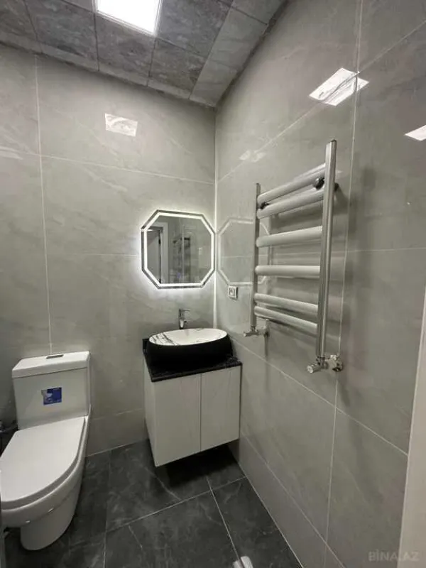 Satılır 2 otaqlı mənzil 75 m²