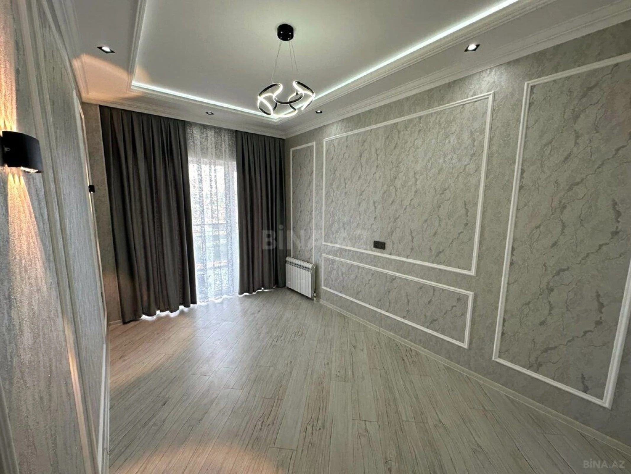 Satılır 2 otaqlı mənzil 75 m²