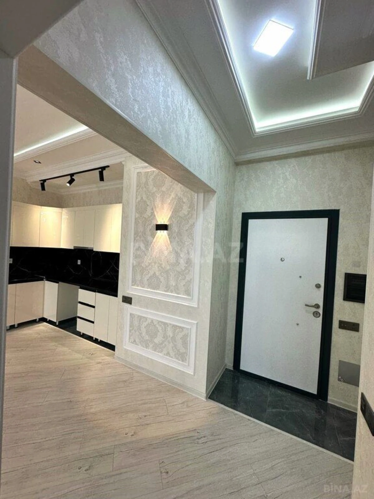 Satılır 2 otaqlı mənzil 75 m²
