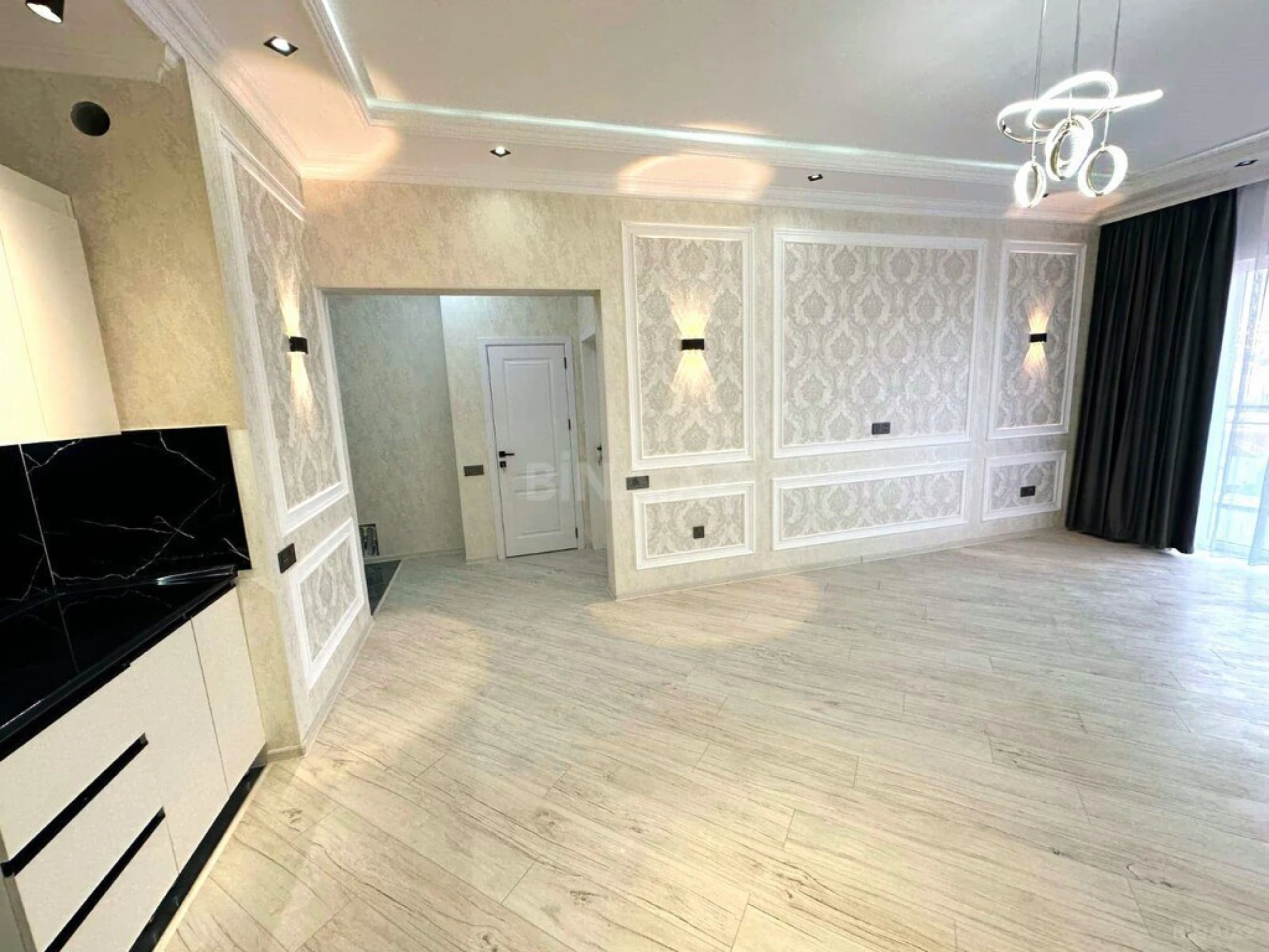 Satılır 2 otaqlı mənzil 75 m²